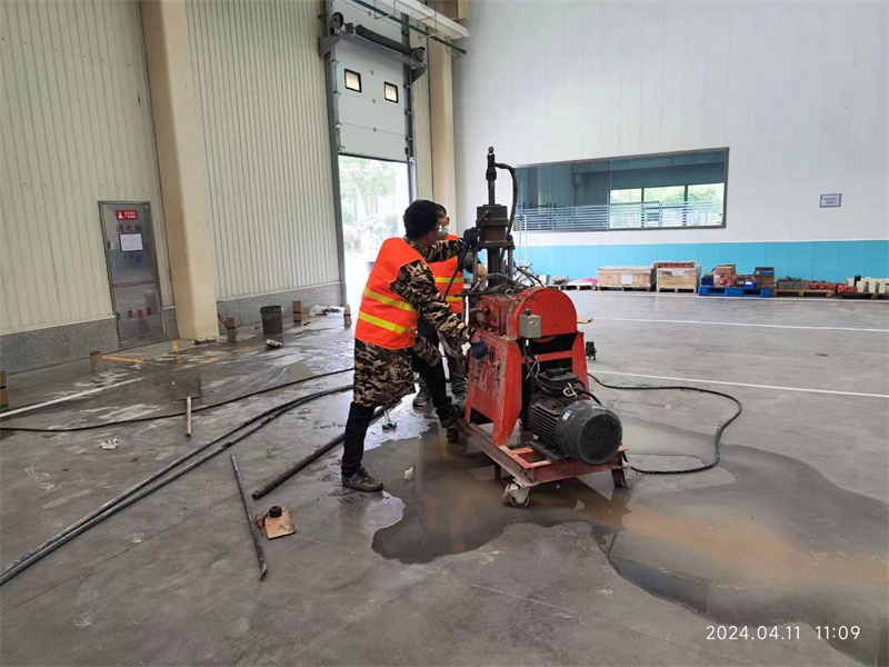 肃北厂房地面下沉塌陷注浆加固施工